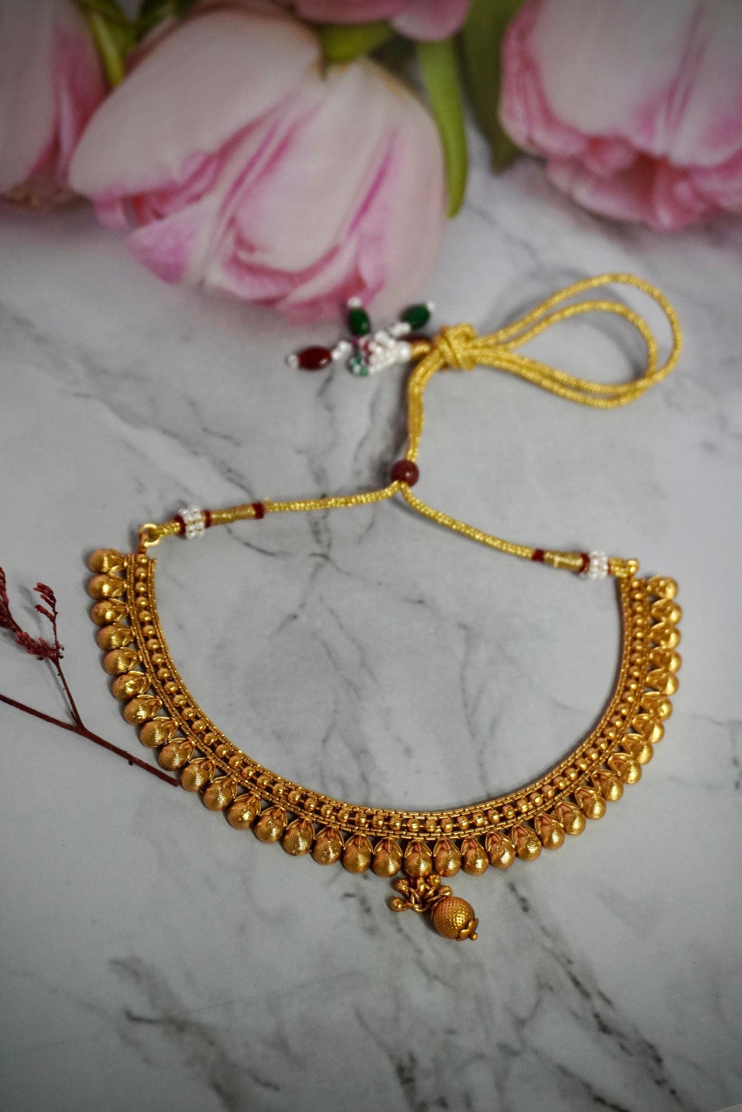 Antique Gold Short Necklace AG020