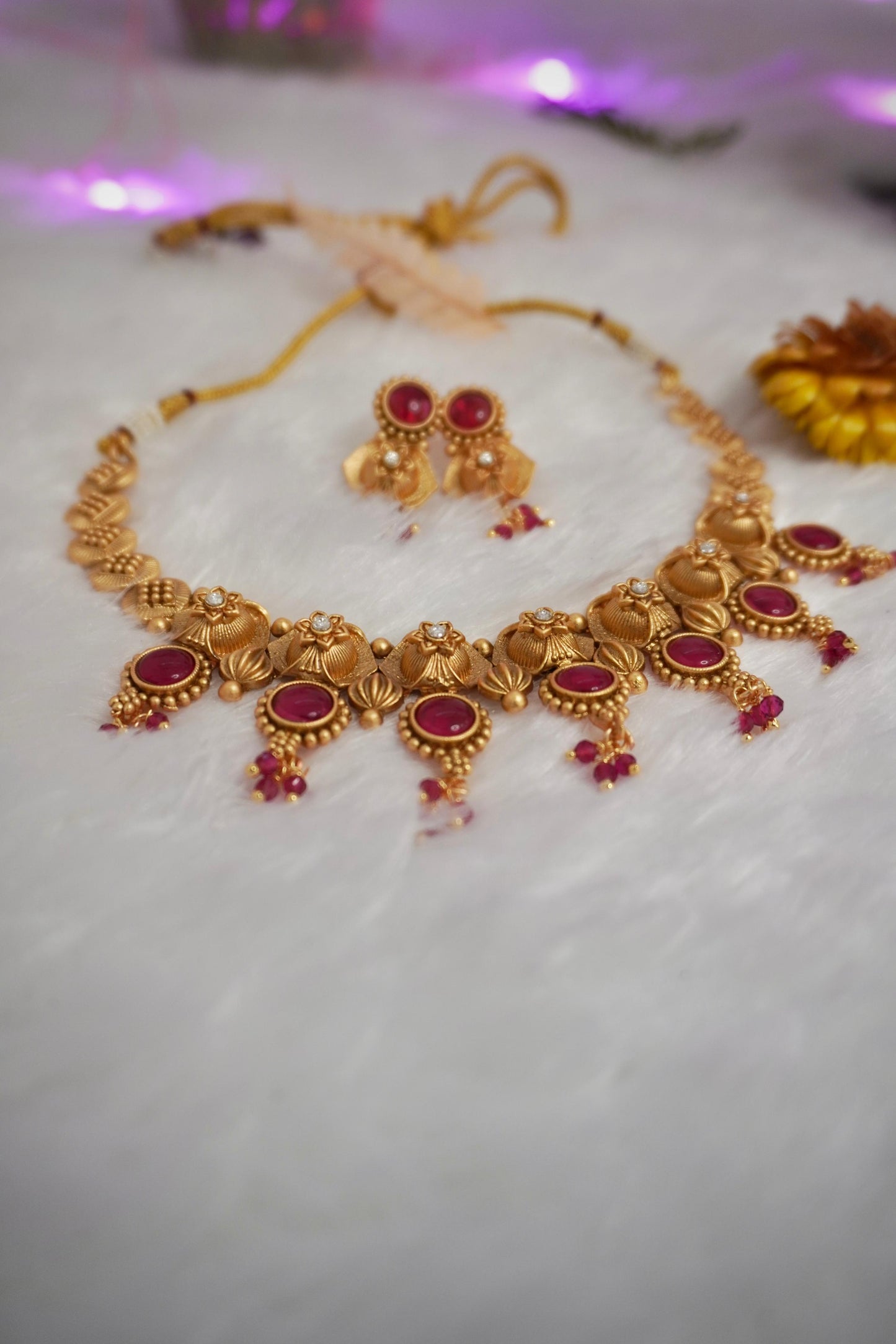 Magenta Antique Gold Short Necklace AGK001
