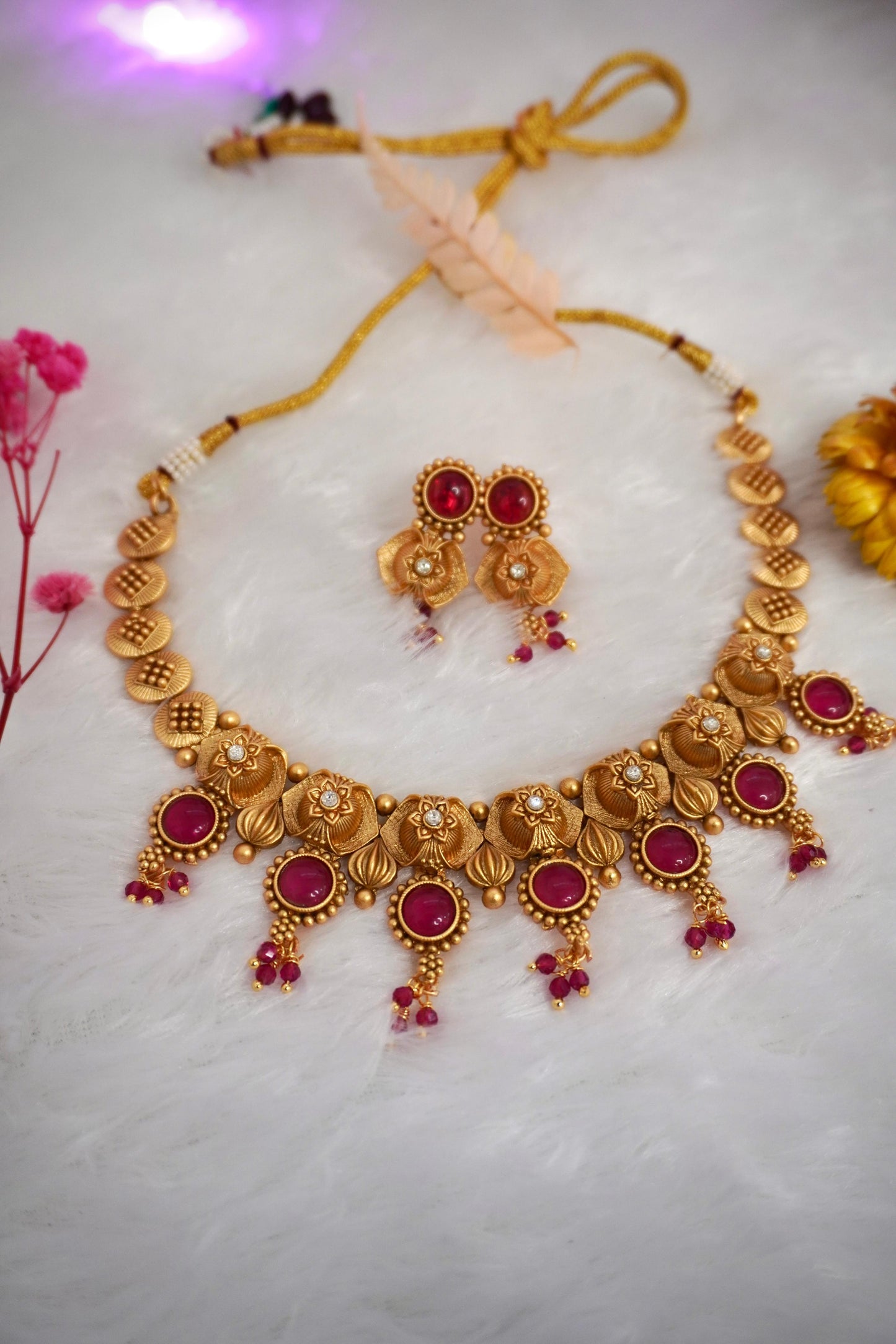 magenta kundan antique gold necklace set
