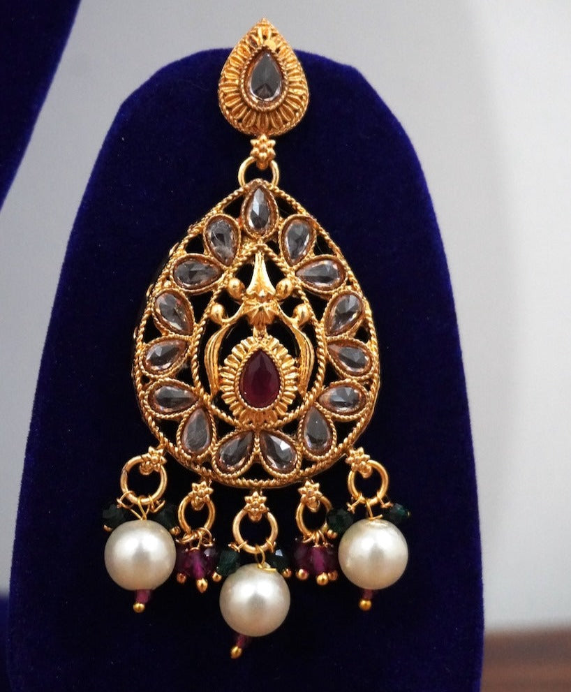 MISC Antique Gold Kundan Beads Choker Set