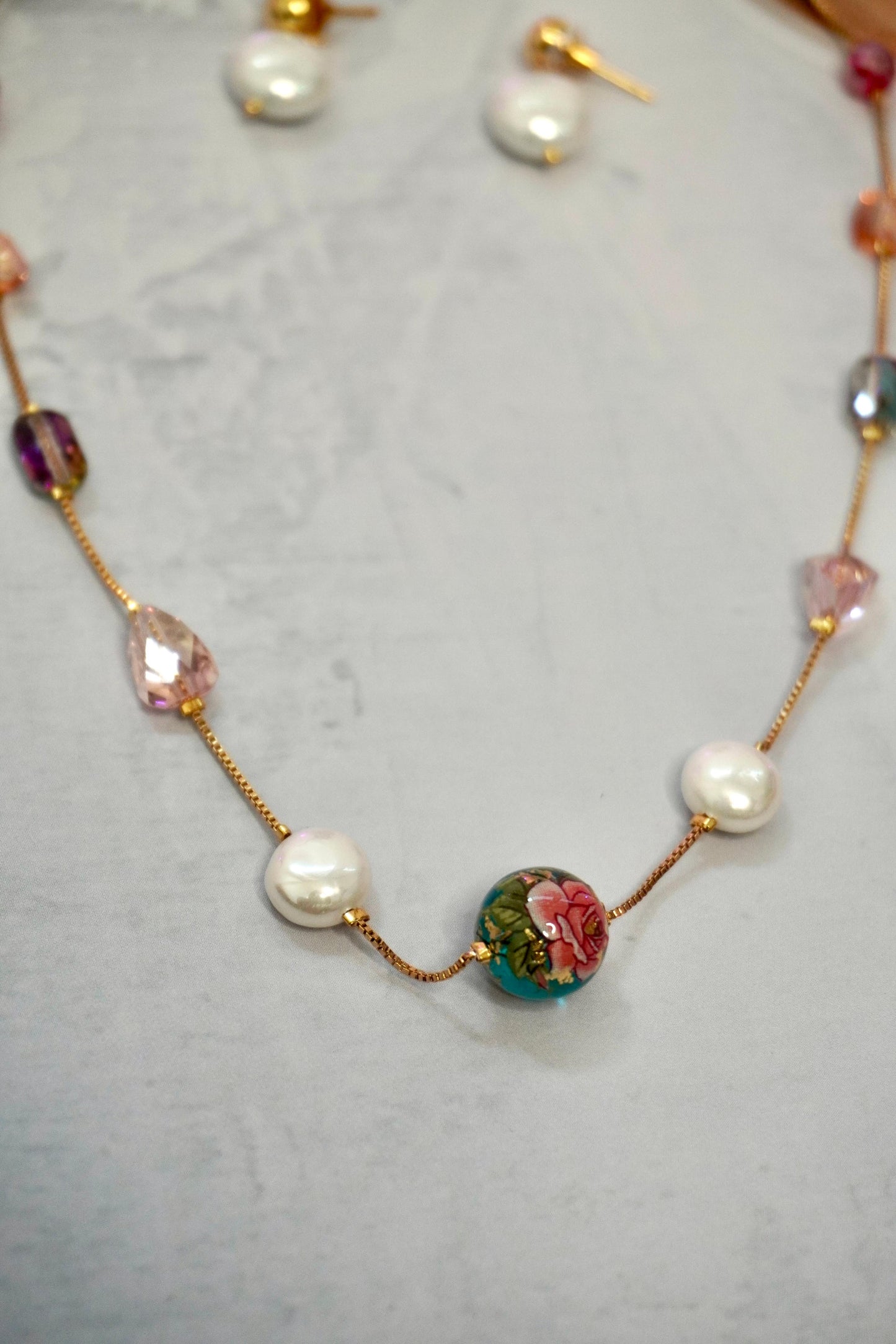 Pearl Floral Chain GC002