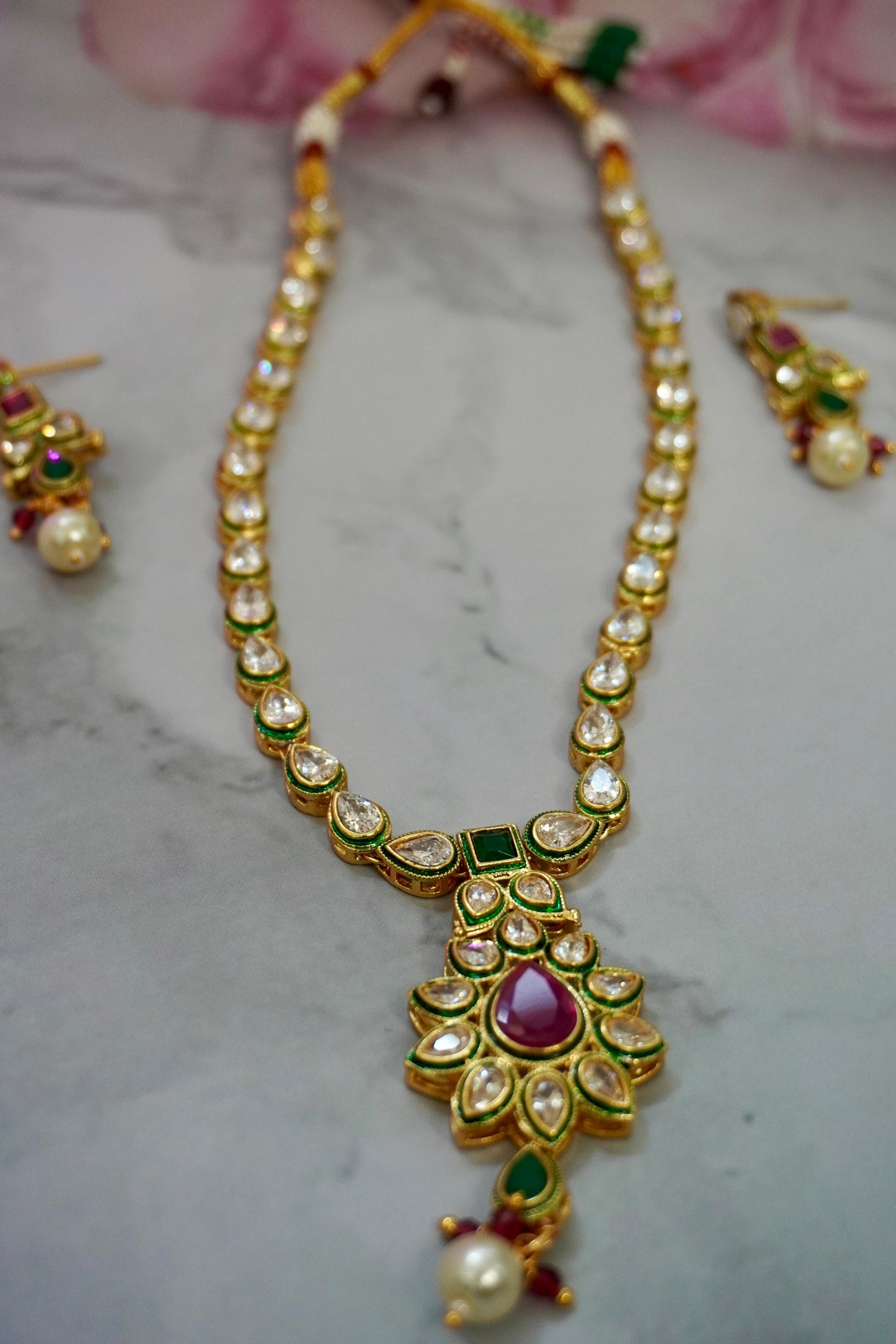 Gold Plated Kundan Pendant Necklace GPK006