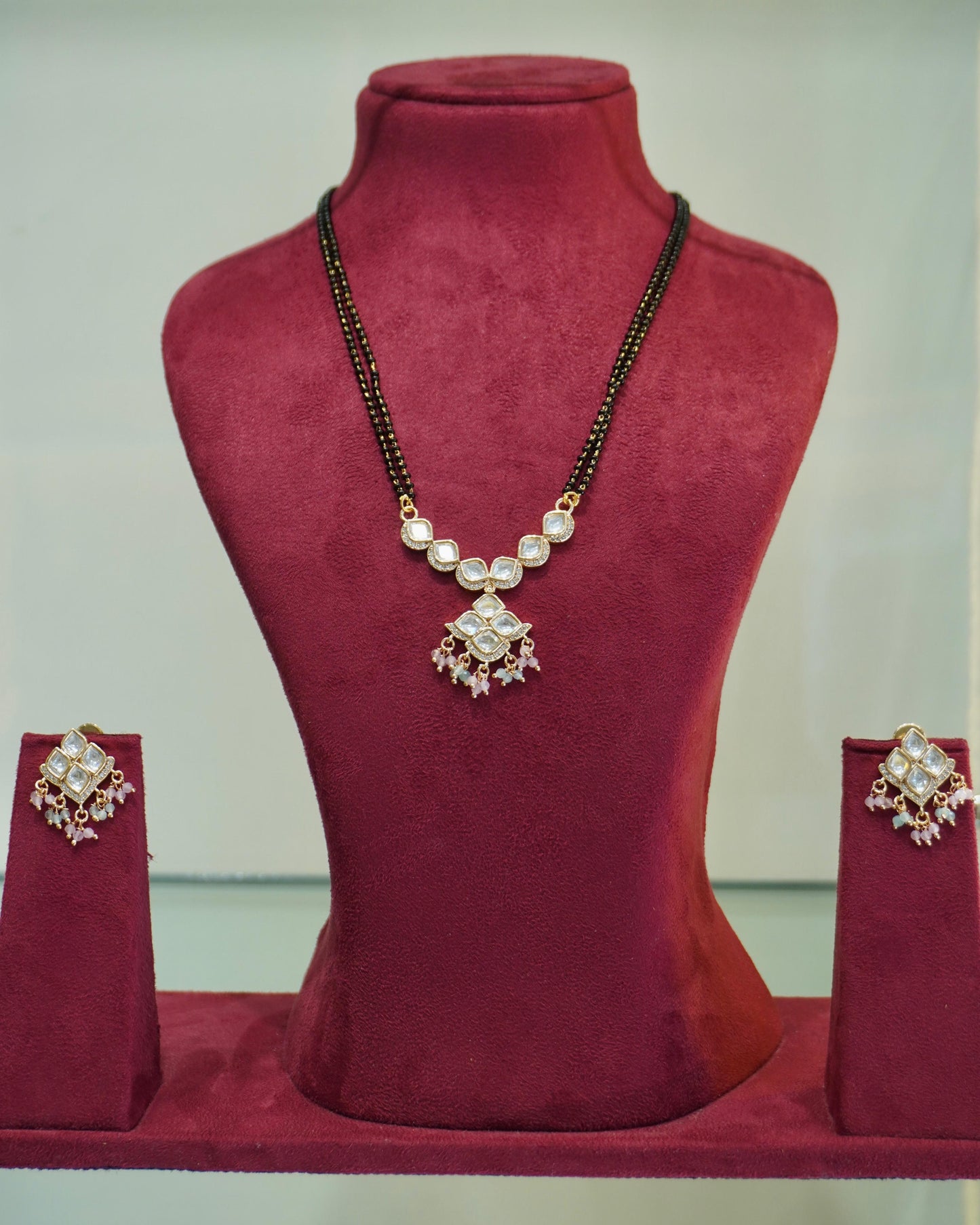 Myra's Mangalsutra M009