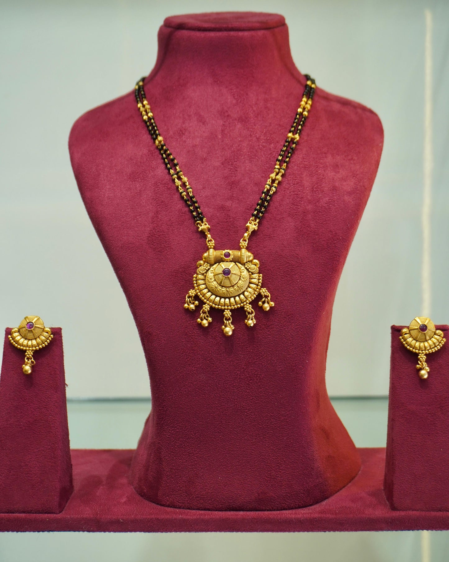 Reya's Mangalsutra M011