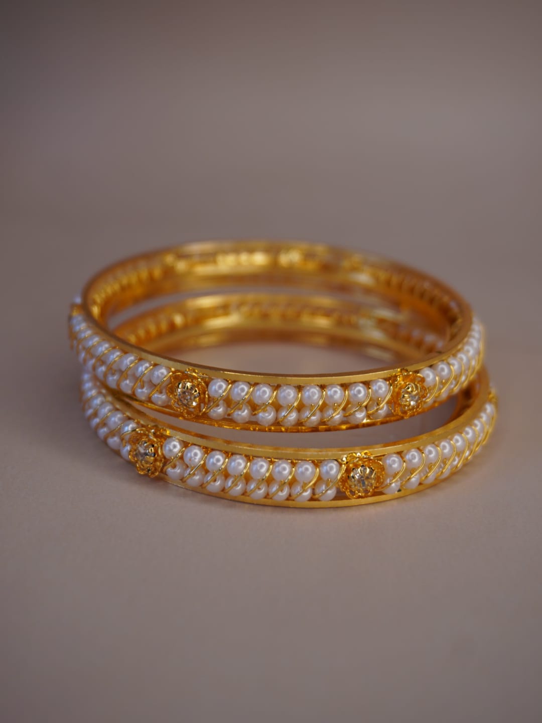 Ishita Pearl Bangles