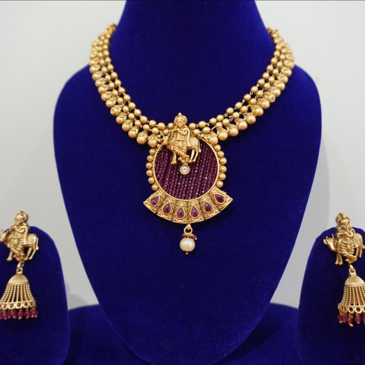 KRISHNA Antique Gold Temple Ball Jewellery Set