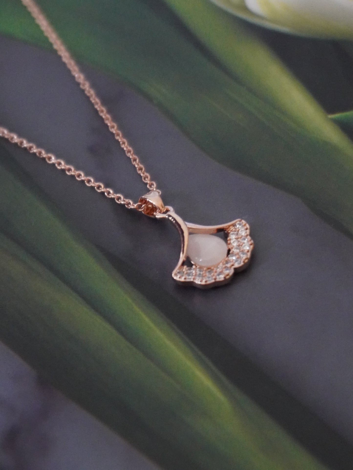 Leena Rose Gold Pearl AD pendant