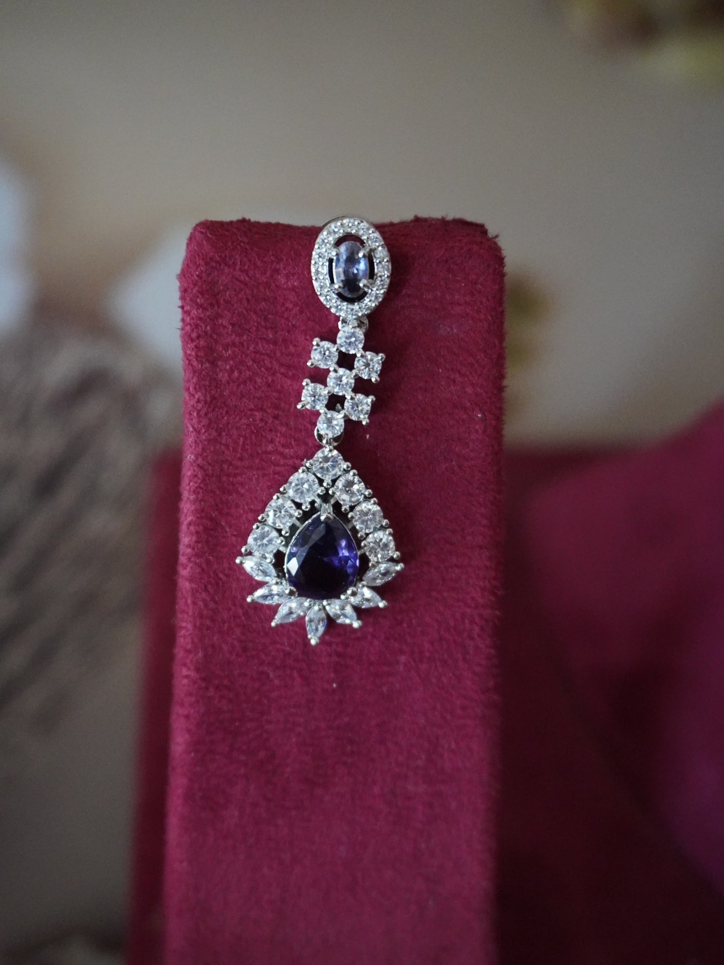 Reet purple American diamond necklace