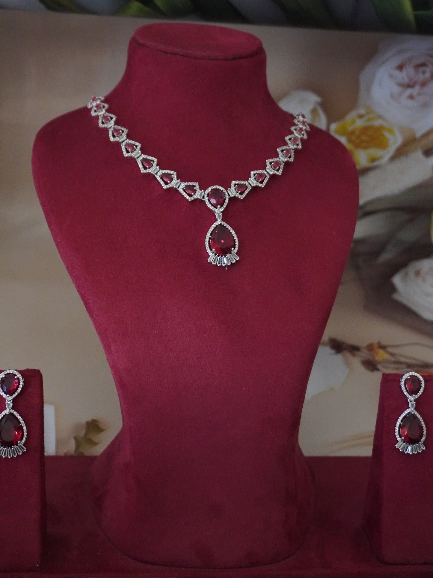 Saanvi Red American diamond necklace