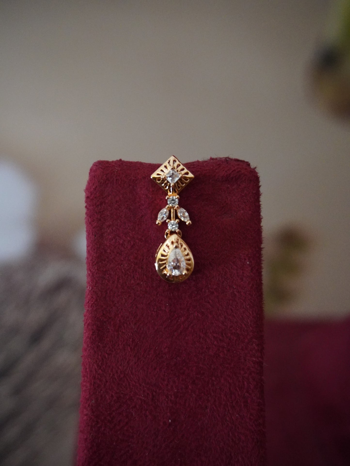 Sitara ad rose gold necklace
