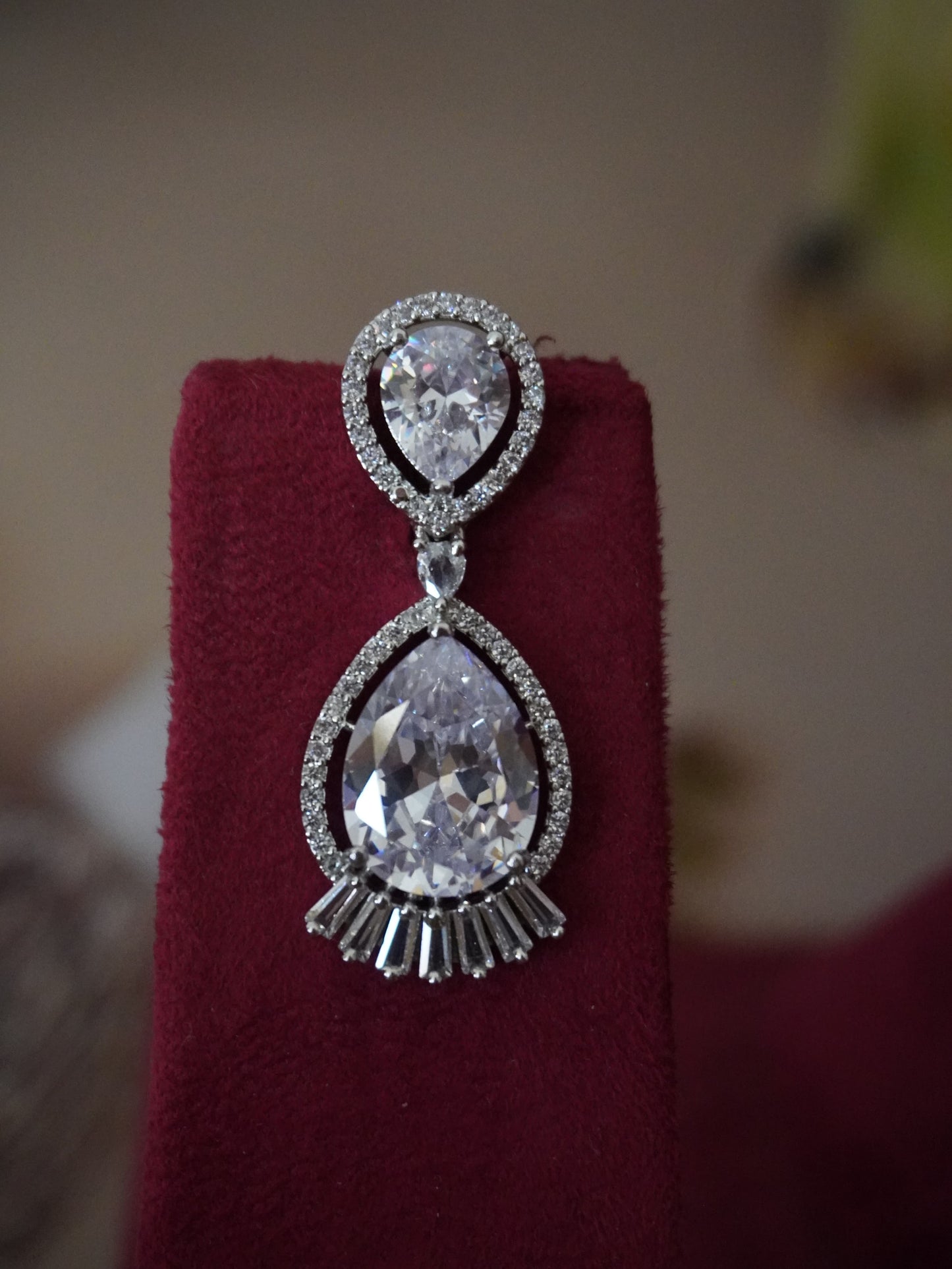 Sloka American diamond necklace