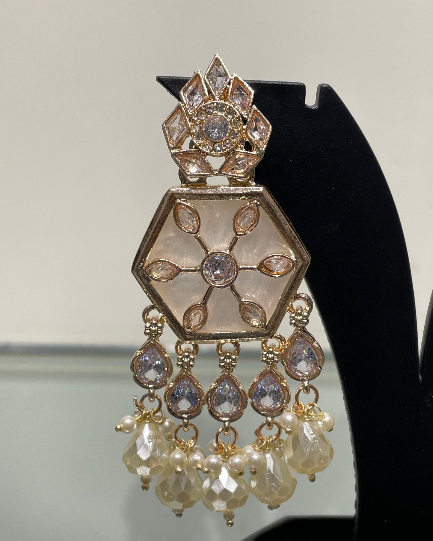 Vanya's Kundan Earring E032