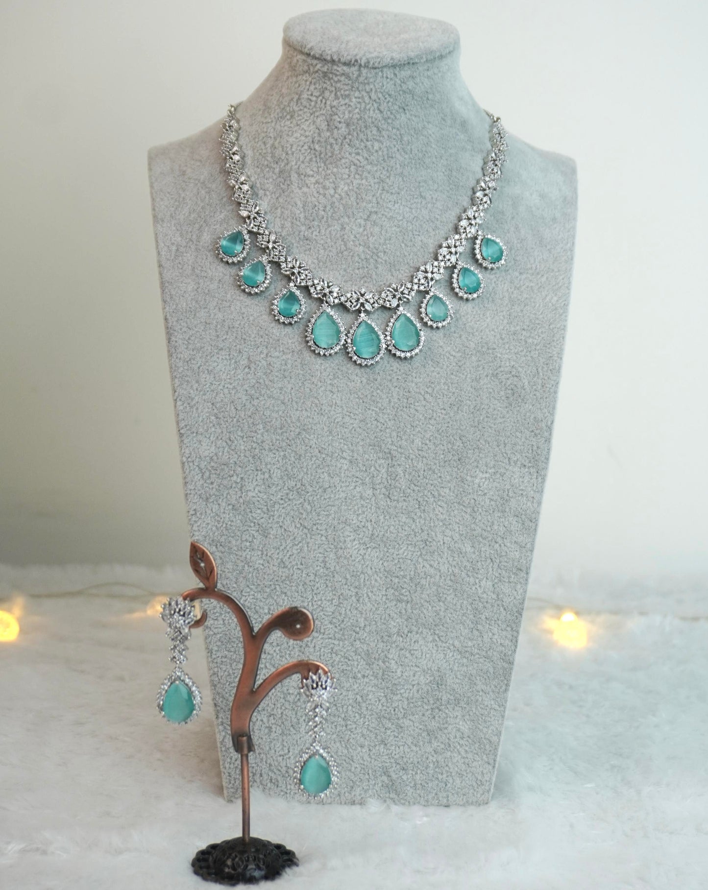 mint ad necklace set 039