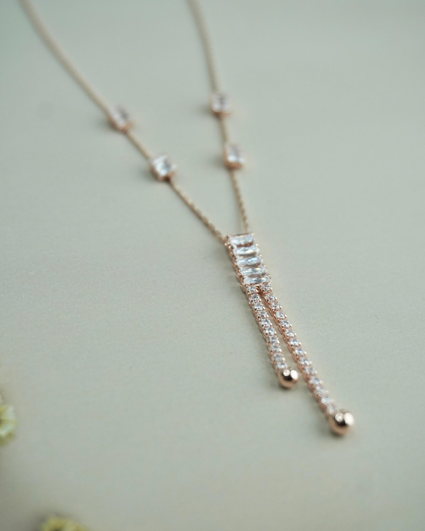 Rose Gold Elegance Pendant C005