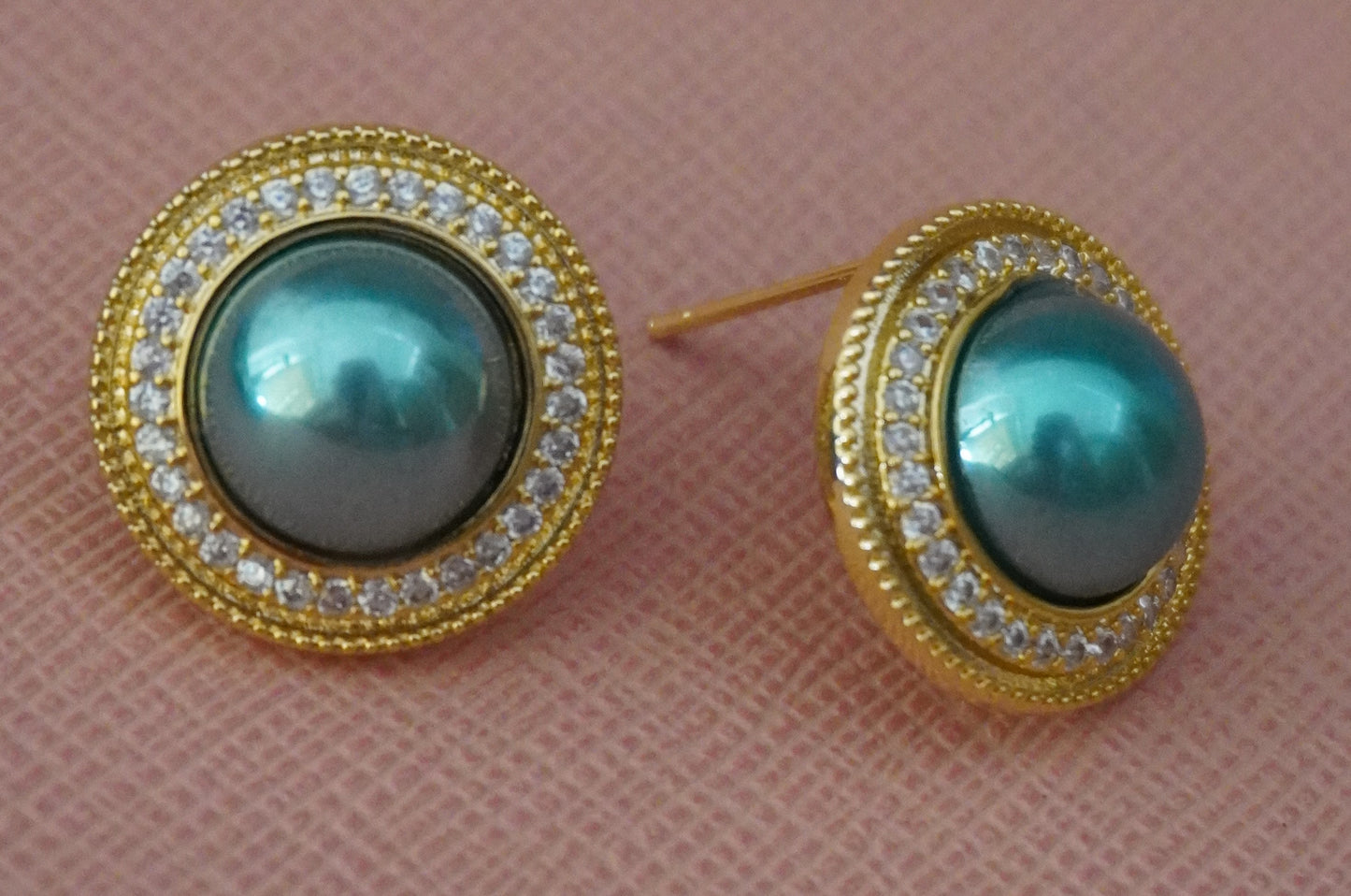 Kaitaki Green AD Studs
