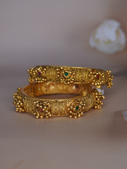 Antique Temple Design Bridal Bangles