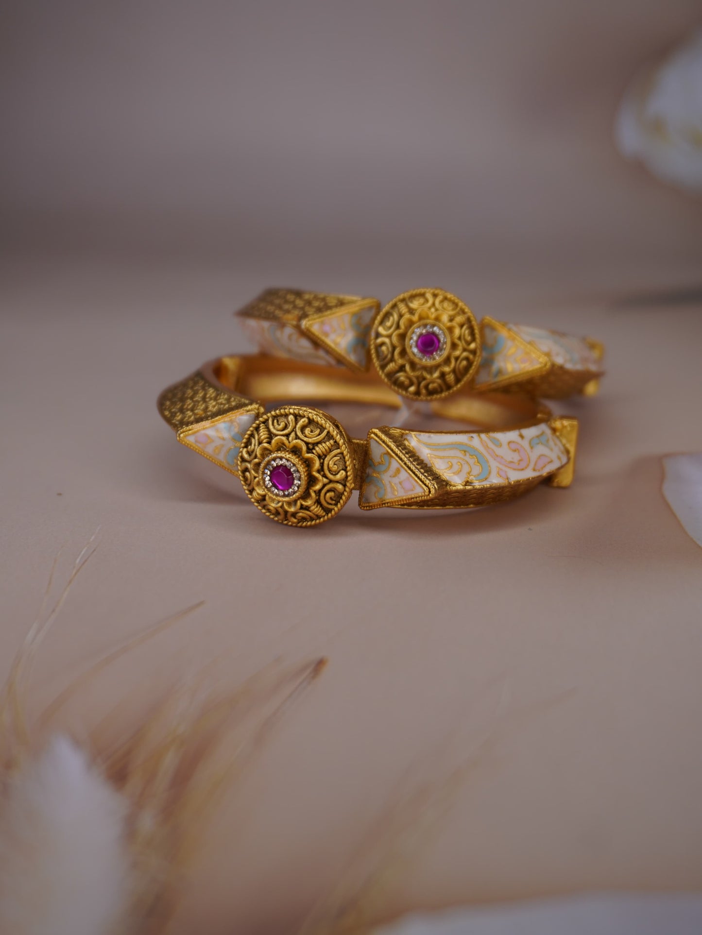 ELEGANT TRADITIONAL BANGLES