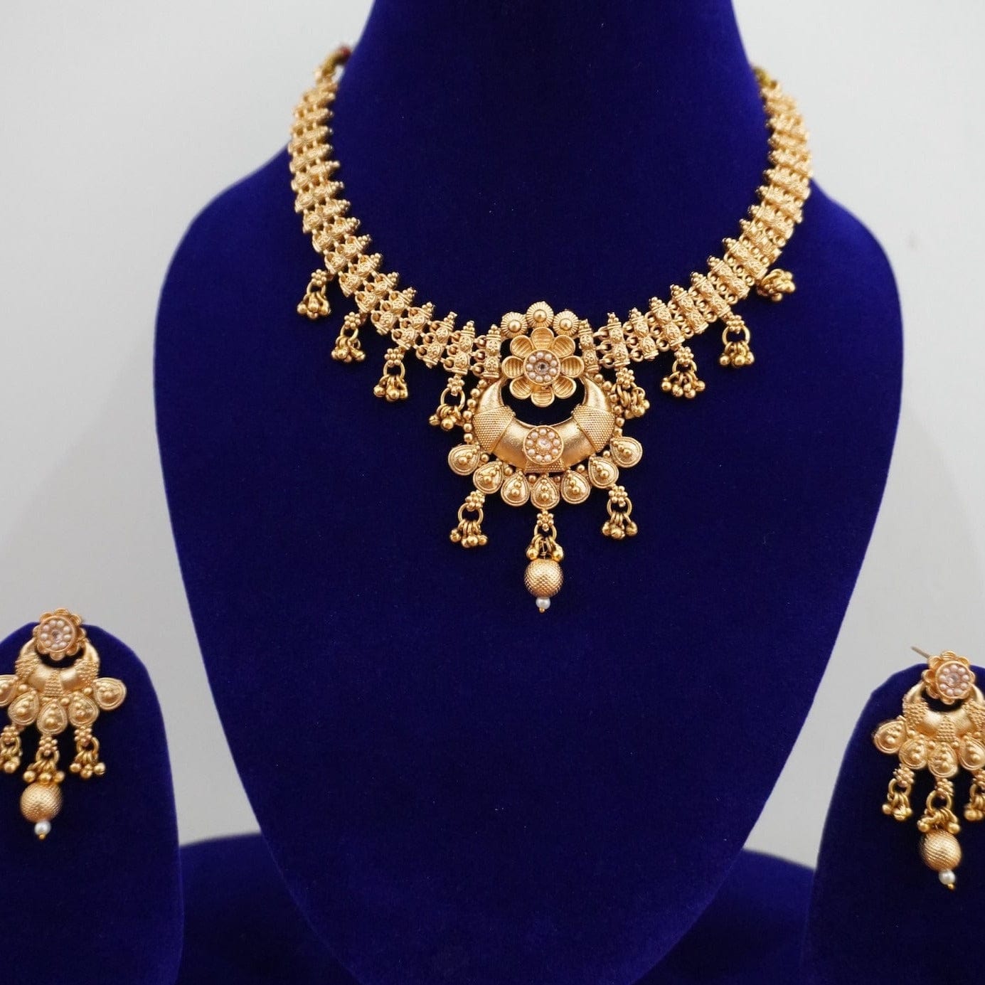 LUXUR Antique Gold Necklace Set