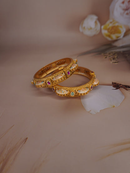 Royal Traditional Bangles