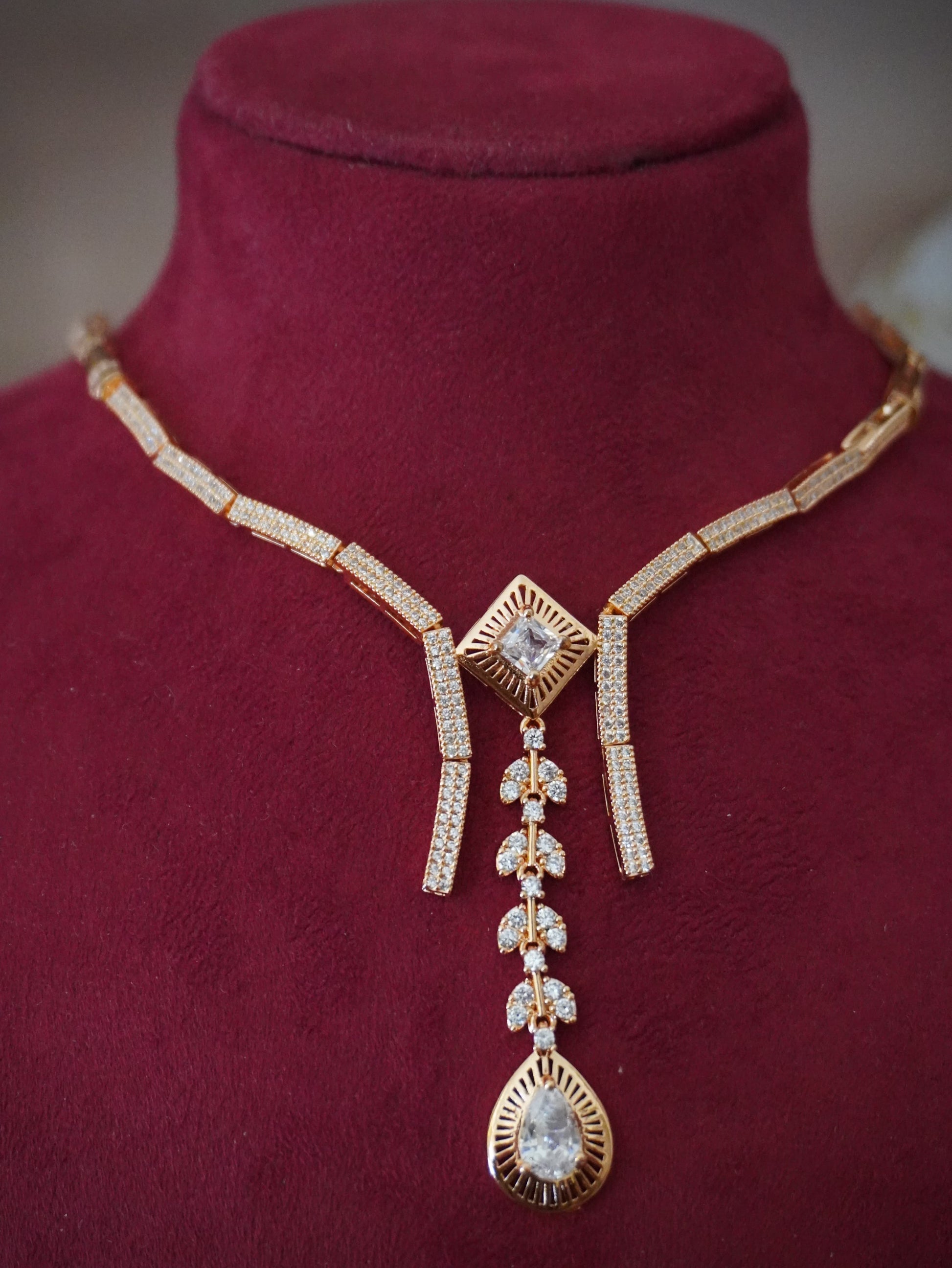 Sitara ad rose gold necklace