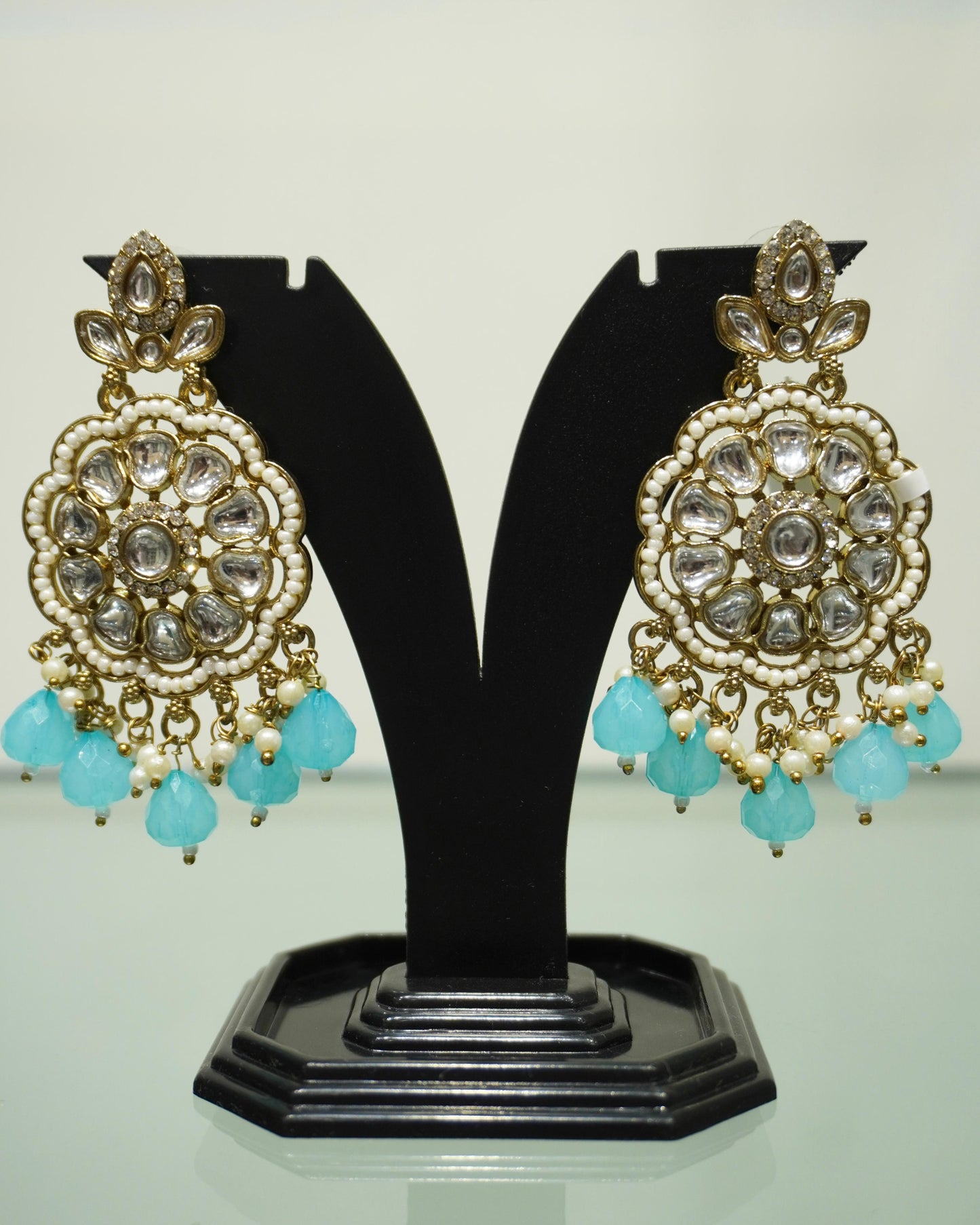 Livia's kundan Earring E024