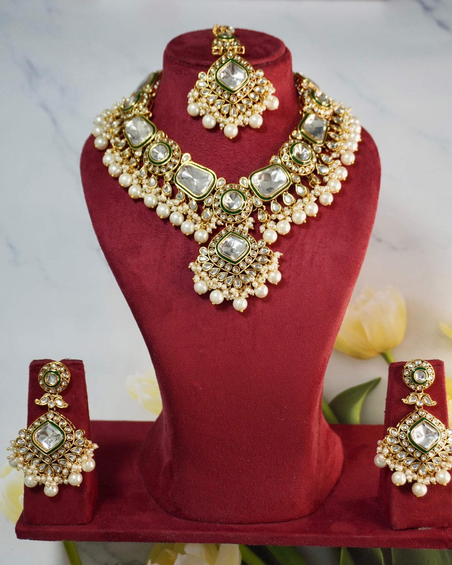 Pia's Kundan necklace set K0100