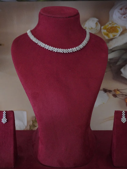 Yatisha silver American diamond necklace