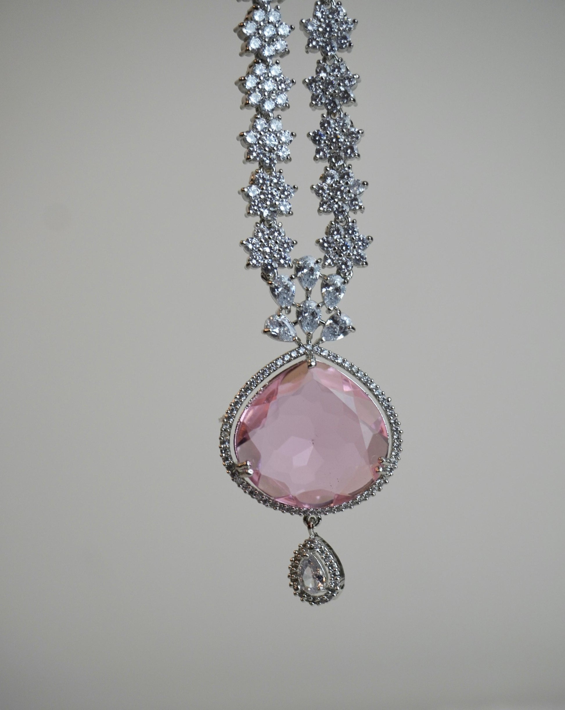 pendant pink ad necklace set