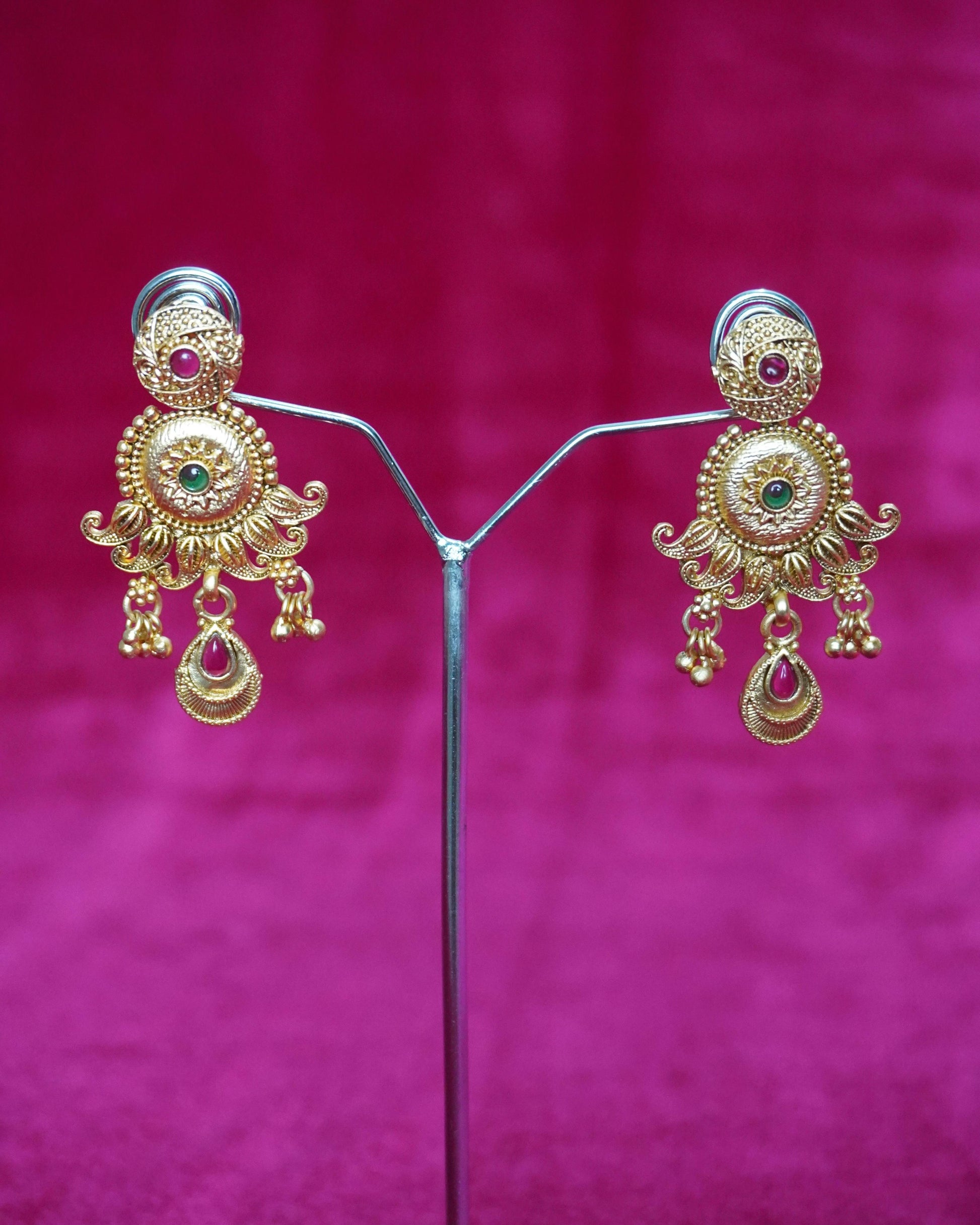 antique gold earrings