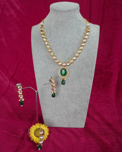 Pendant Kundan Necklace Set K072