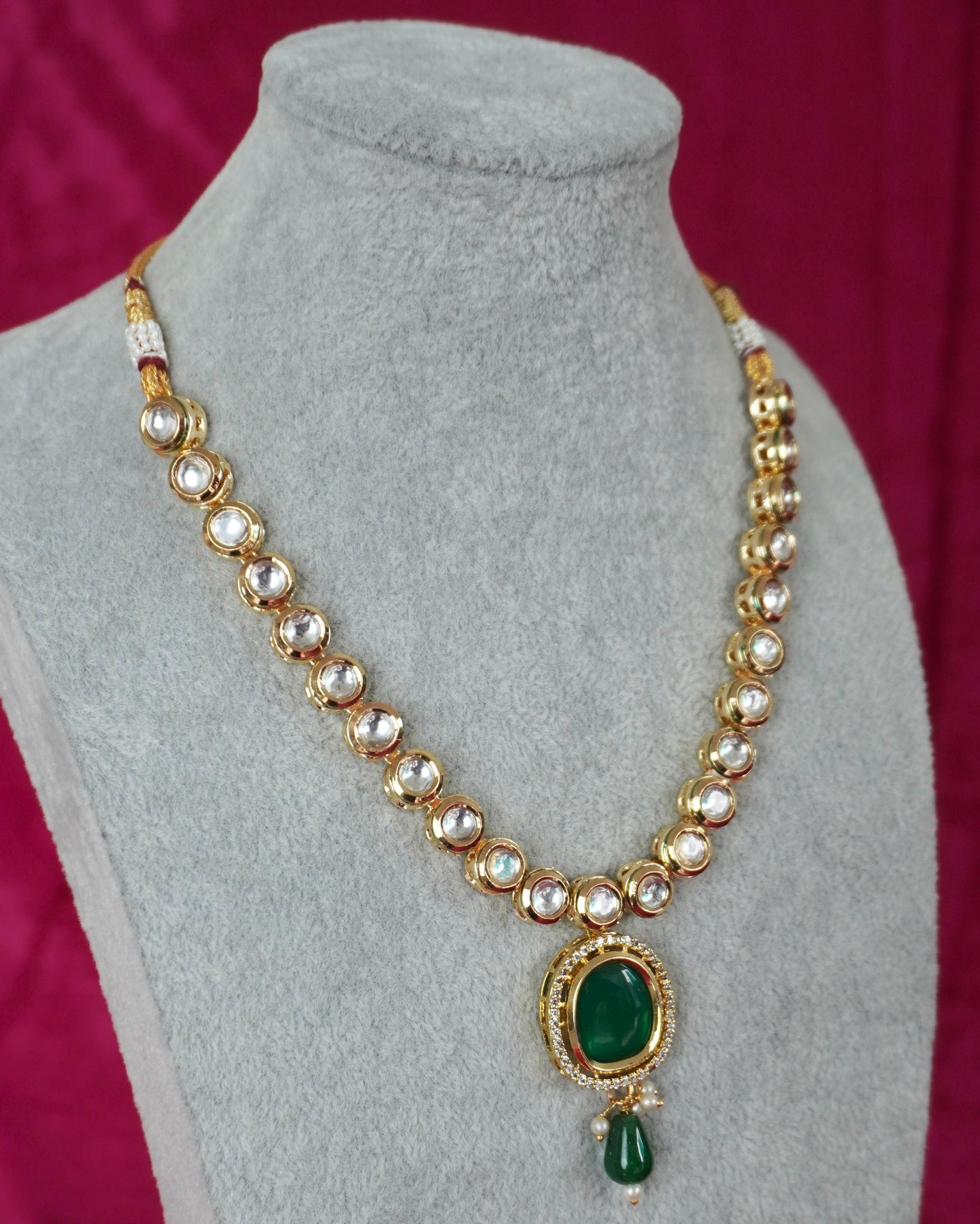 green pendant kundan necklace